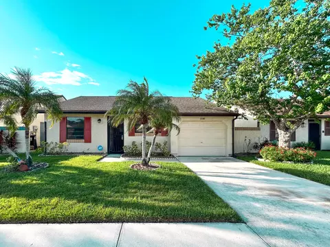 2241 SE Barrington St, Port Saint Lucie, FL 34952