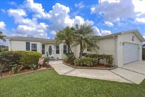 3241 Scarlet Tanager Ct, Port Saint Lucie, FL 34952