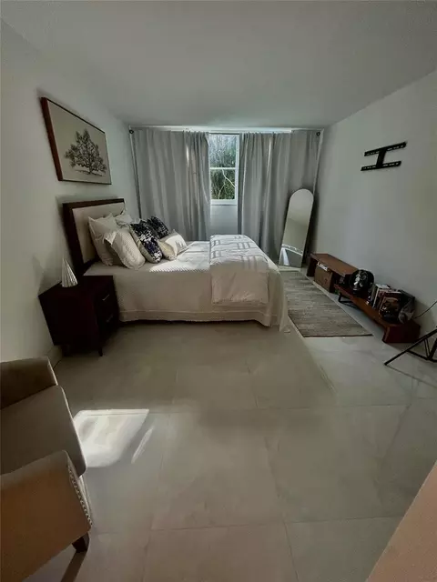 Bedroom - 3060 Holiday Springs Blvd #102, Margate, FL 33063 photo 1 of 2