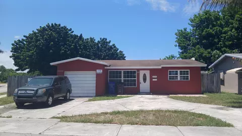 6231 SW 9th Pl, North Lauderdale, FL 33068