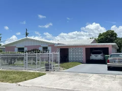 14620 E Polk St, Miami, FL 33176