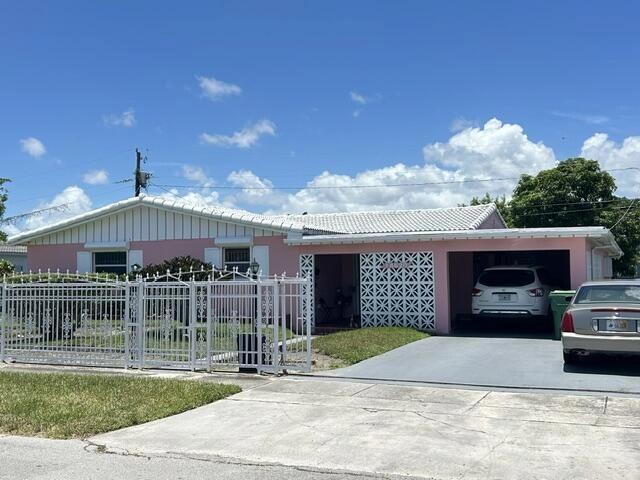 14620 E Polk St, Miami, FL 33176