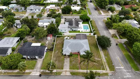 325 Franklin Rd, West Palm Beach, FL 33405