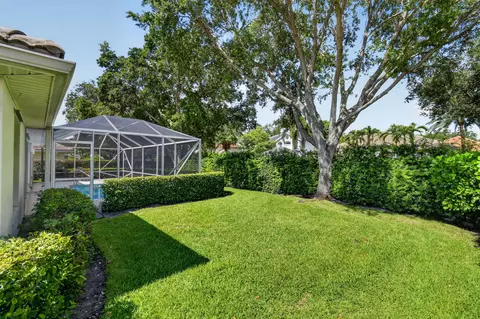 Exterior - 252 Coconut Pt, Jupiter, FL 33458 photo 11 of 12