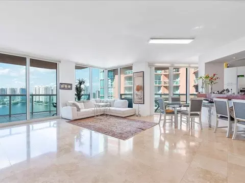 3370 SW Hidden Bay Dr #2409, Aventura, FL 33180