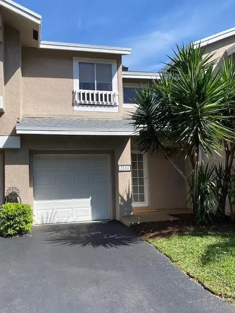 2217 Discovery Cir W, Deerfield Beach, FL 33442