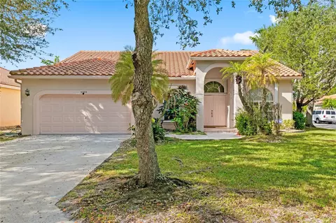 5374 NW 57th Ave, Coral Springs, FL 33067