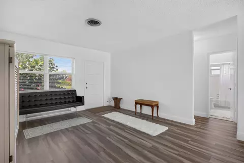 860-870 NE 23rd Ave #1-2, Pompano Beach, FL 33062