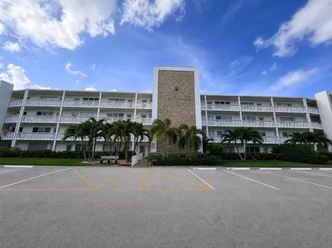 2090 Newport S #2090, Deerfield Beach, FL 33442