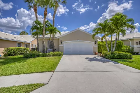 2600 Neaton Ct, Wellington, FL 33414