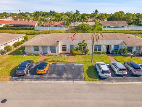 8932 Warwick Dr #419, Boca Raton, FL 33433