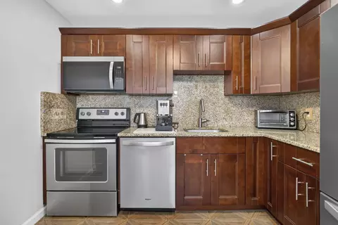 307 Wellington C, West Palm Beach, FL 33417