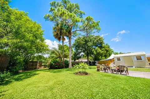 Exterior - 17285 Sapp Pl, Jupiter, FL 33458 photo 2 of 6