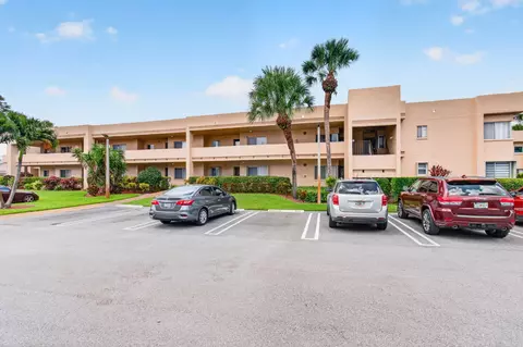 3212 Strawflower Way #218, Lake Worth, FL 33467