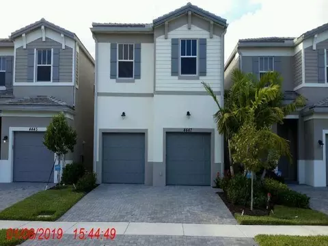 4447 NW 48th Ter, Tamarac, FL 33319