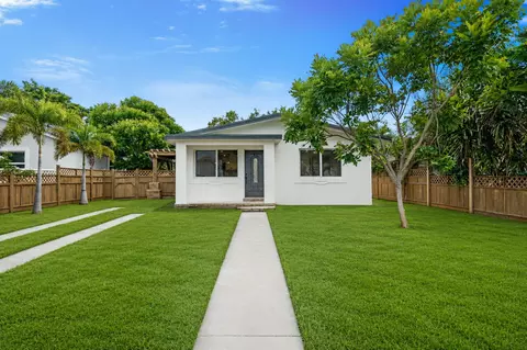 715 High St, West Palm Beach, FL 33405