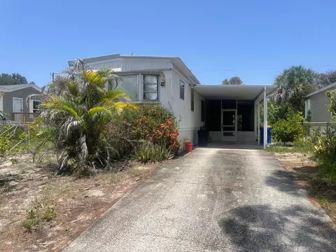 7961 SE Skylark Ave, Hobe Sound, FL 33455