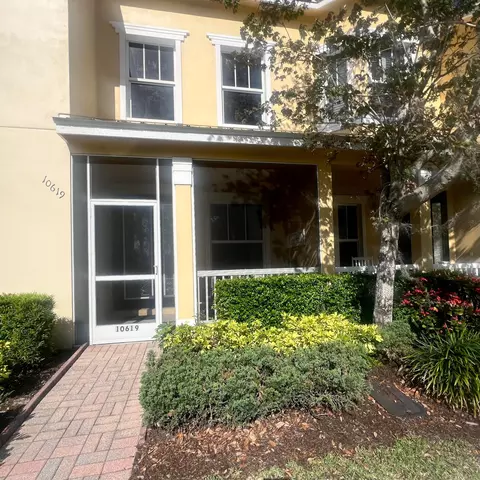 10619 SW Cam Run, Port Saint Lucie, FL 34987