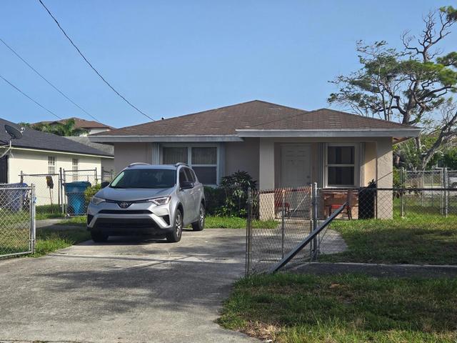 140 NE 8th Ave, Boynton Beach, FL 33435