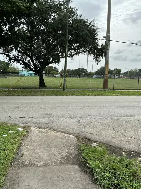 5207 Fletcher St, Hollywood, FL 33021