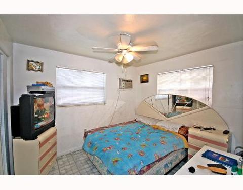 258 E 46 St, Hialeah, FL 33013 photo 5