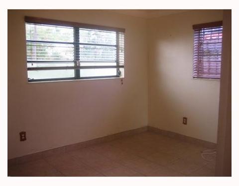 34 E 57 St, Hialeah, FL 33013 photo 8