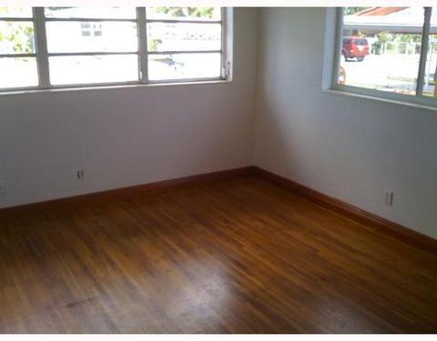 650 W 35 St, Hialeah, FL 33012 photo 3