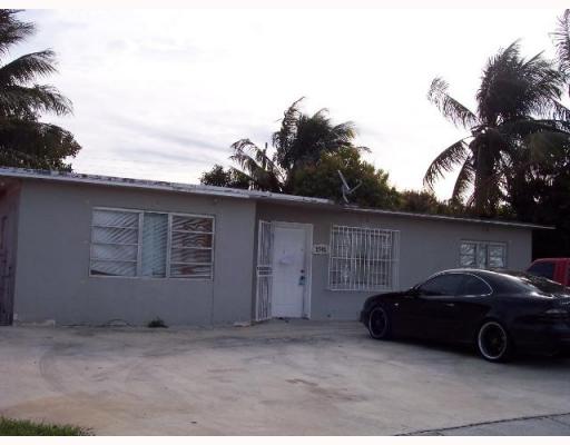 1541 E 6 Ave, Hialeah, FL 33010 photo 1