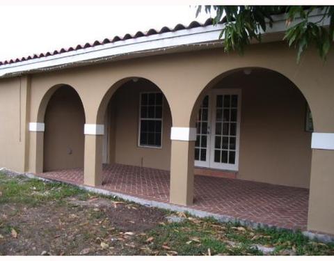 Undisclosed, Miami, FL 33175 photo 2