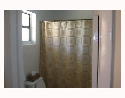 Undisclosed, Miami, FL 33174 photo 7