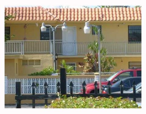 Undisclosed, Miami, FL 33174 photo 1