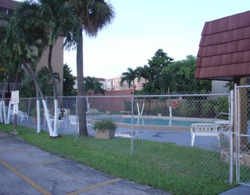 6575 W 4 Ave #302, Hialeah, FL 33012 photo 6