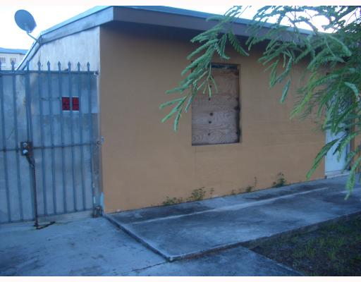 532 E 26 St, Hialeah, FL 33013 photo 8