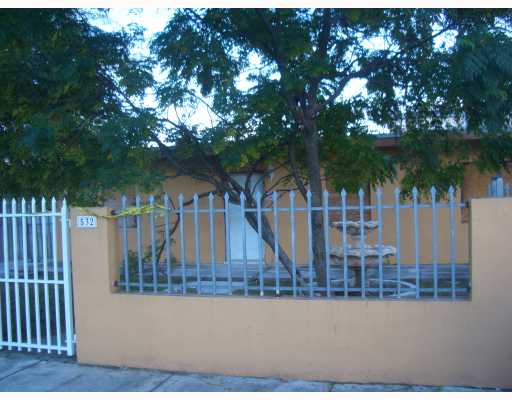 532 E 26 St, Hialeah, FL 33013 photo 1