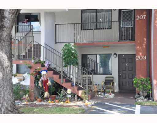 203 E Laurel Dr #1203, Margate, FL 33063 photo 1