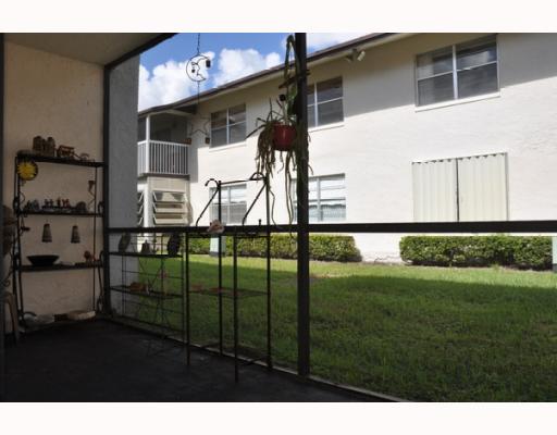 203 E Laurel Dr #1203, Margate, FL 33063 photo 6