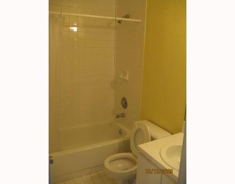 Undisclosed, Hialeah, FL 33016 photo 9