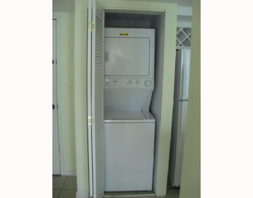 540 Brickell Key Dr #1223, Miami, FL 33131 photo 4