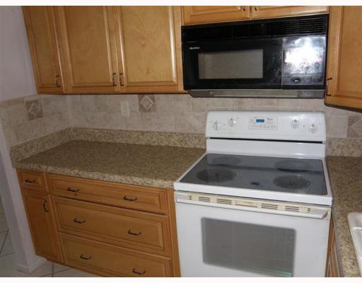 170 E Horizons 2060 #206, Boynton Beach, FL 33435 photo 4