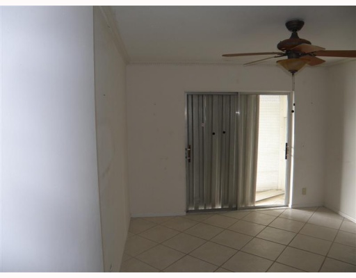 170 E Horizons 2060 #206, Boynton Beach, FL 33435 photo 9