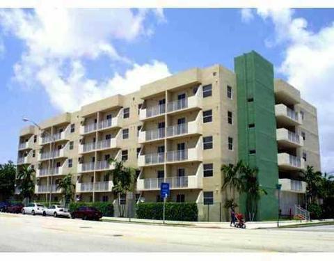 Undisclosed, Miami, FL 33133 photo 2