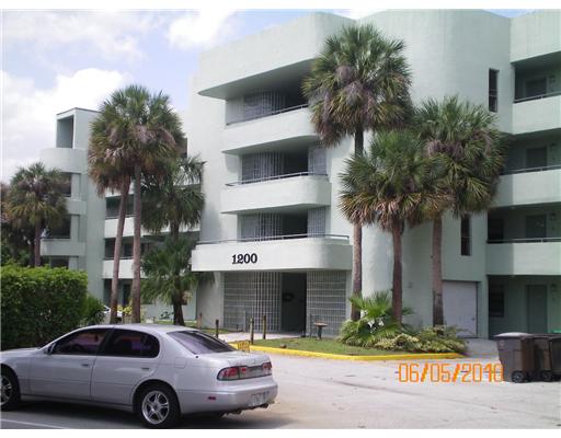 1200 NW 80th Ave #303A, Margate, FL 33063 photo 1