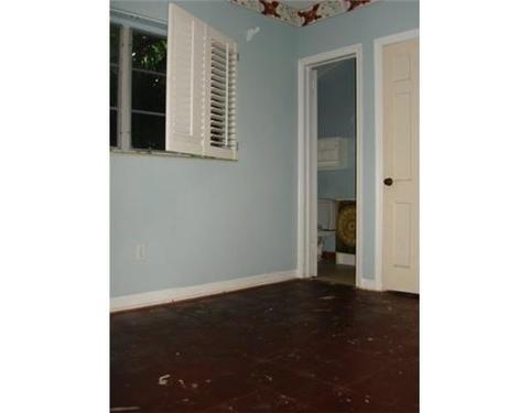 1355 Biscaya Dr, Surfside, FL 33154 photo 10