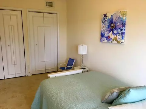 2445 SE 8th St, Pompano Beach, FL 33062 photo 8