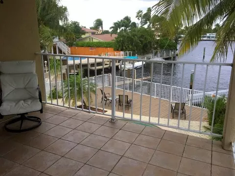 2445 SE 8th St, Pompano Beach, FL 33062 photo 6