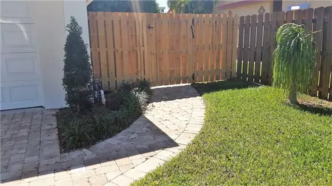 3140 Estates Dr, Pompano Beach, FL 33069 photo 21
