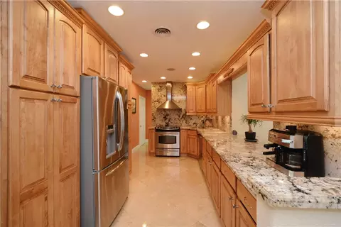 2865 NE 35th St, Lighthouse Point, FL 33064 photo 9