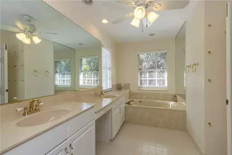 2850 Hampton Cir E, Delray Beach, FL 33445 photo 20