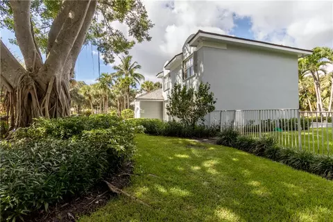 2850 Hampton Cir E, Delray Beach, FL 33445 photo 25