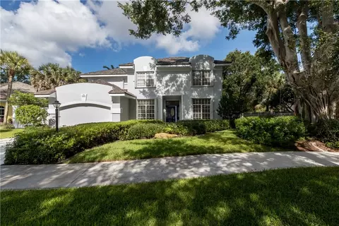 2850 Hampton Cir E, Delray Beach, FL 33445 photo 1